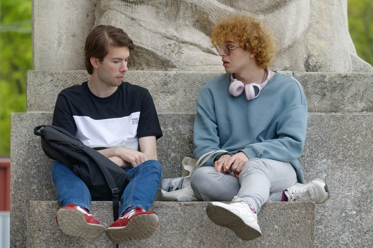 Podróż przez zamglone wrzosowiska Wielkiej Brytanii